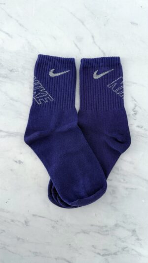 Nike Letras atras