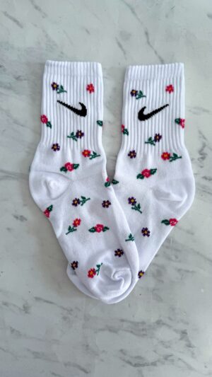 Nike Florcitas Rococo