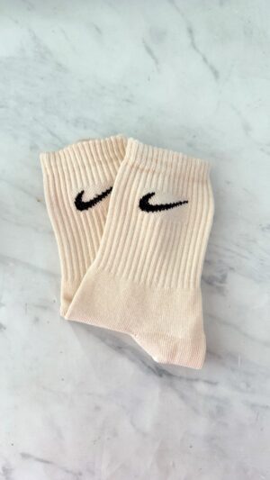 Nike Lisa Nude
